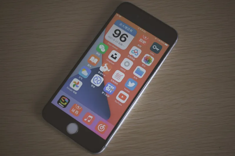 iPhone 6s
